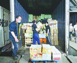 機場貨物運輸三兄弟：液壓搬運車、叉車、堆垛車