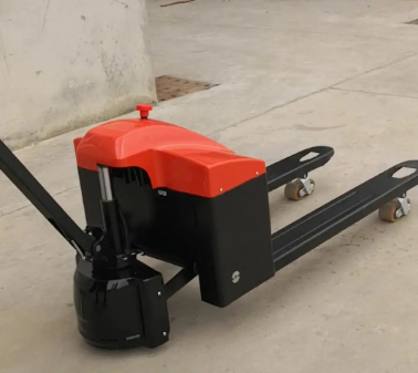 電動(dòng)搬運(yùn)車(chē)的靈活性高？比手動(dòng)搬運(yùn)車(chē)好操作嗎